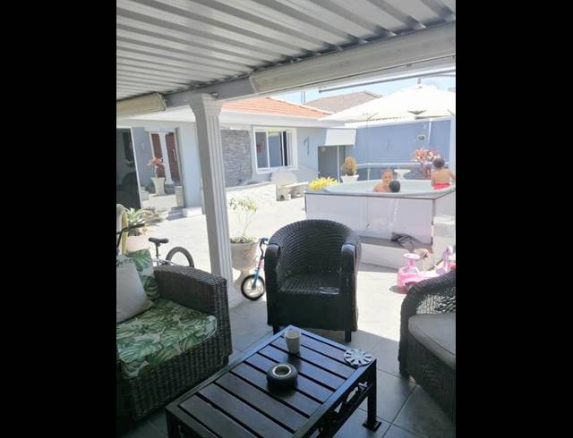 3 BEDROOM HOUSE FOR SALE IN SYDENHAM